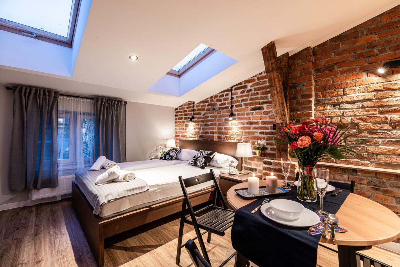 Lubomirskiego 23 - Great Location, 10 Min To Main Square By Foot, Right Next To Main Rail And Bus Station * Krakau