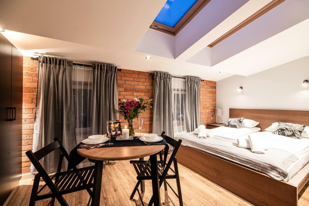 Lubomirskiego 23 - Great Location, 10 Min To Main Square By Foot, Right Next To Main Rail And Bus Station Aparthotel *